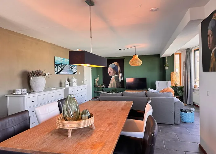 Callantsoger Staete 210 *